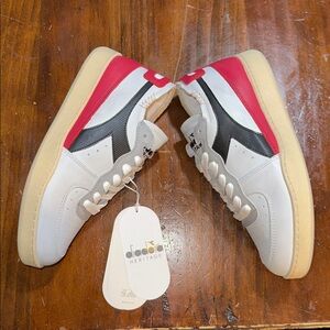 NEW DIADORA HERITAGE SNEAKERS | Size 8💥
